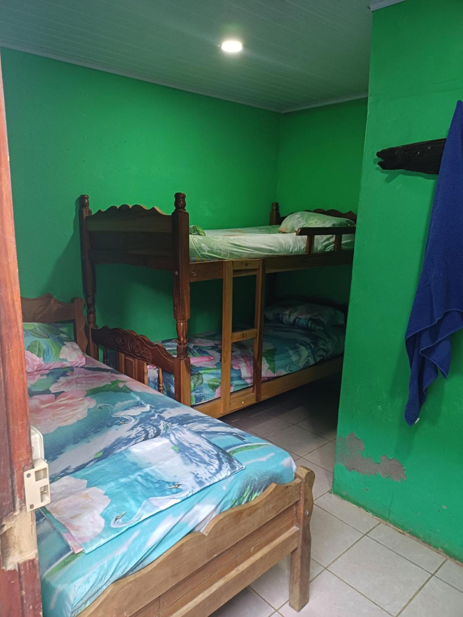 La Cascada Hostel & Restaurant リバス エクステリア 写真