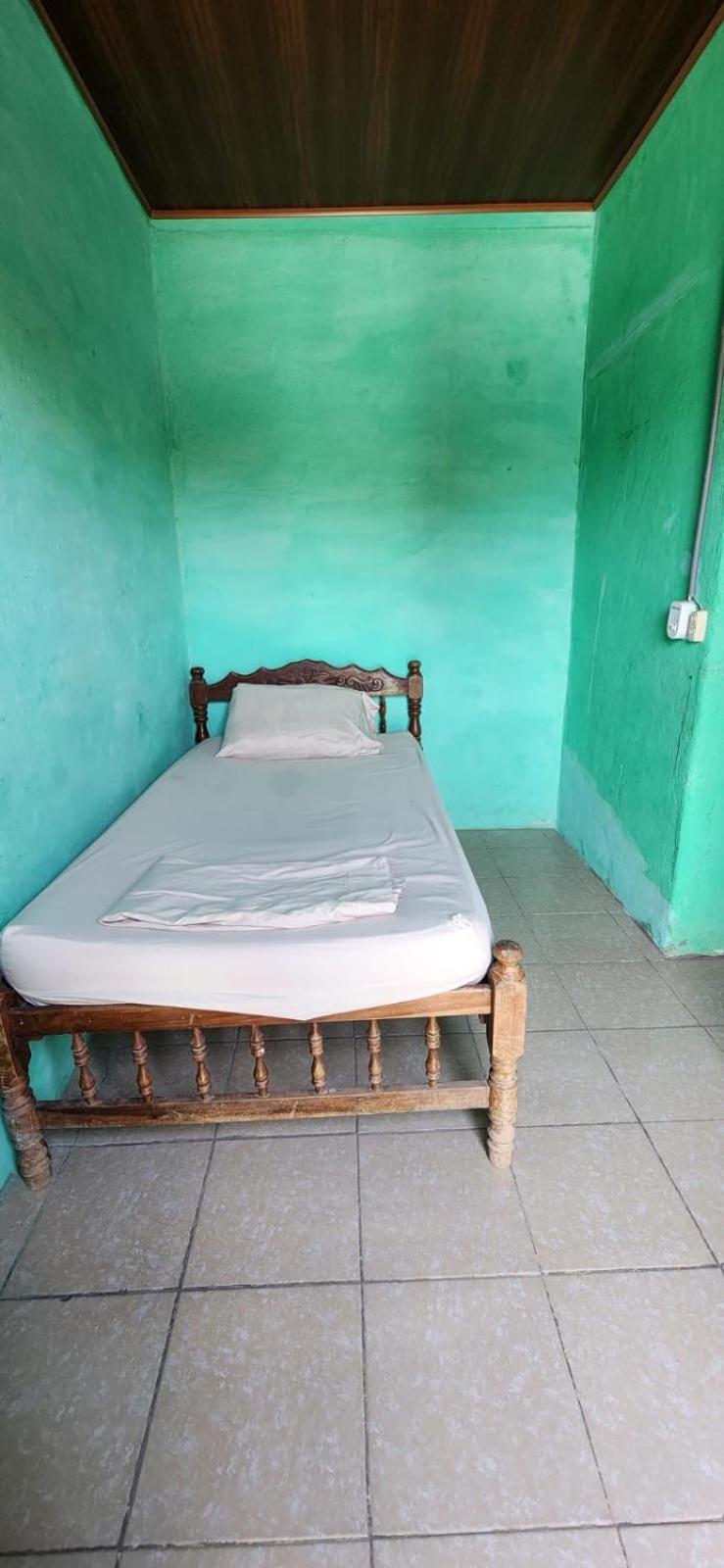 La Cascada Hostel & Restaurant リバス エクステリア 写真