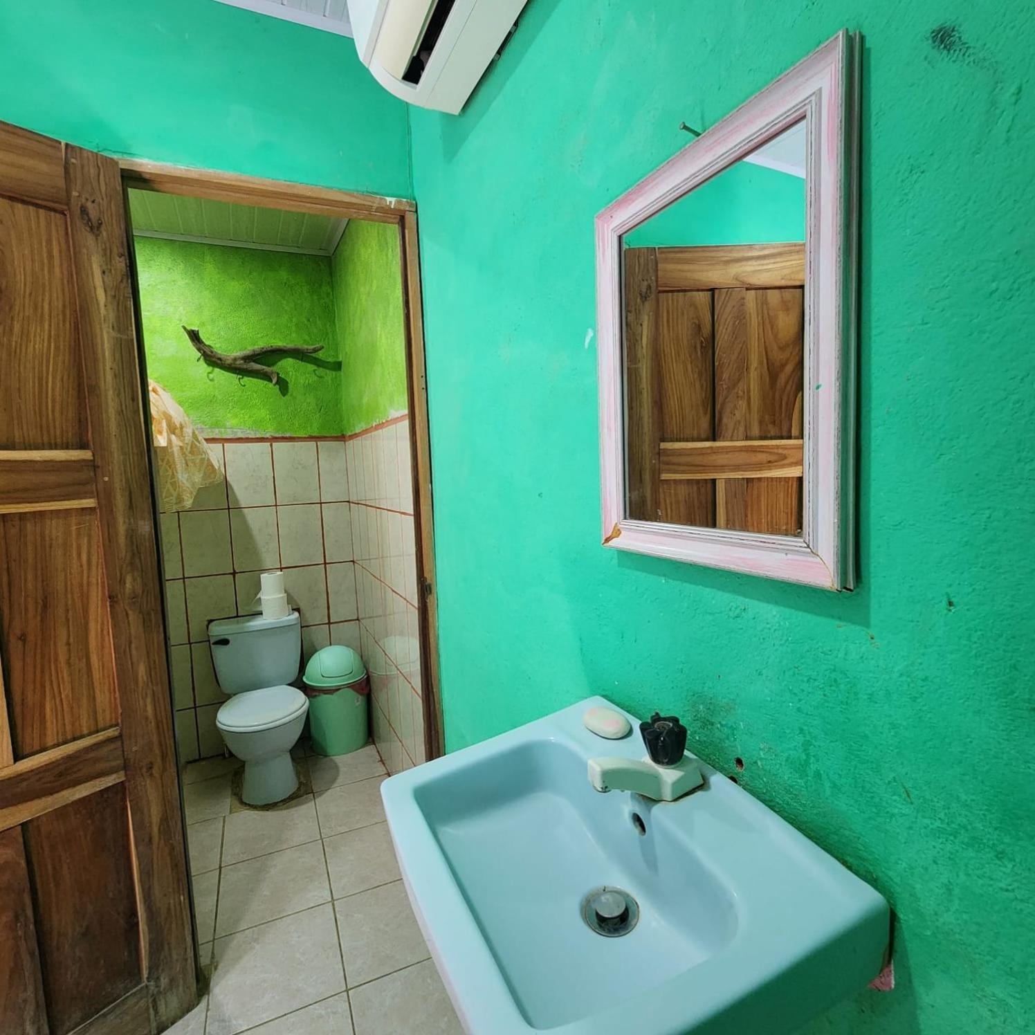 La Cascada Hostel & Restaurant リバス エクステリア 写真